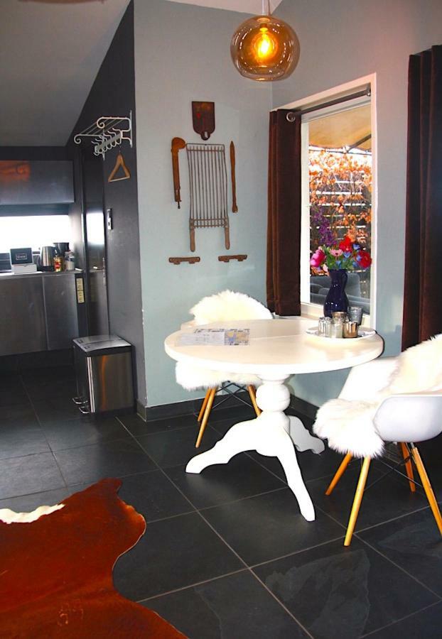 Garden House, Private Studio Apartment With Wifi And Free Parking For 1 Car Weesp Εξωτερικό φωτογραφία